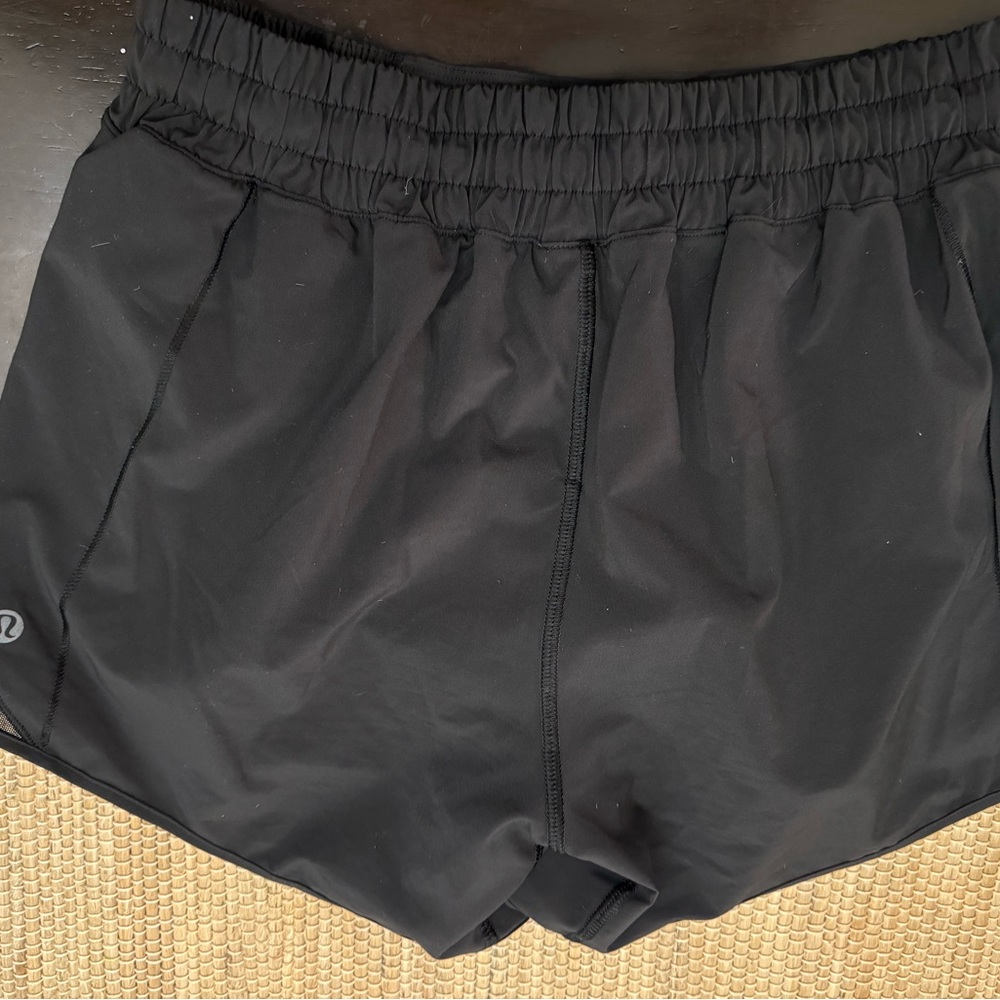 Lulu lemon hottie hot shorts 4” size 8. Black. Comes with bag! - Picture 3 of 6
